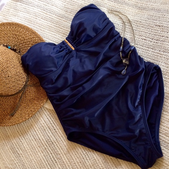 Calvin Klein Other - ⬇️⬇️Calvin Klein one piece swimsuit size 6